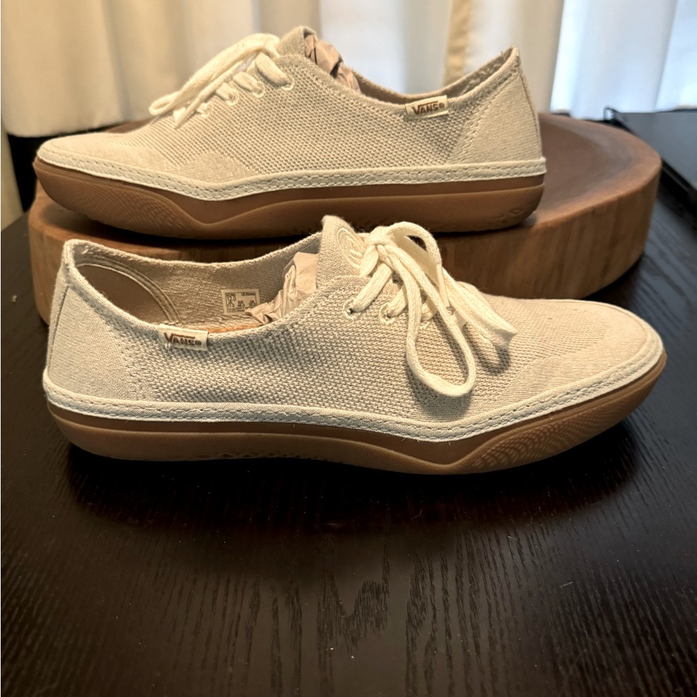 Men’s size 12 Vans casual sneaker in light gray in like-new condition